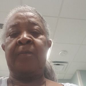 Meet your Posher, Carrie